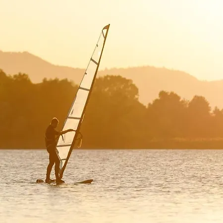 Charismatisch Und Gemuetlich In Guettingen, Nah Zum Buchensee Und Bodensee, Tolle Lage Apartment *